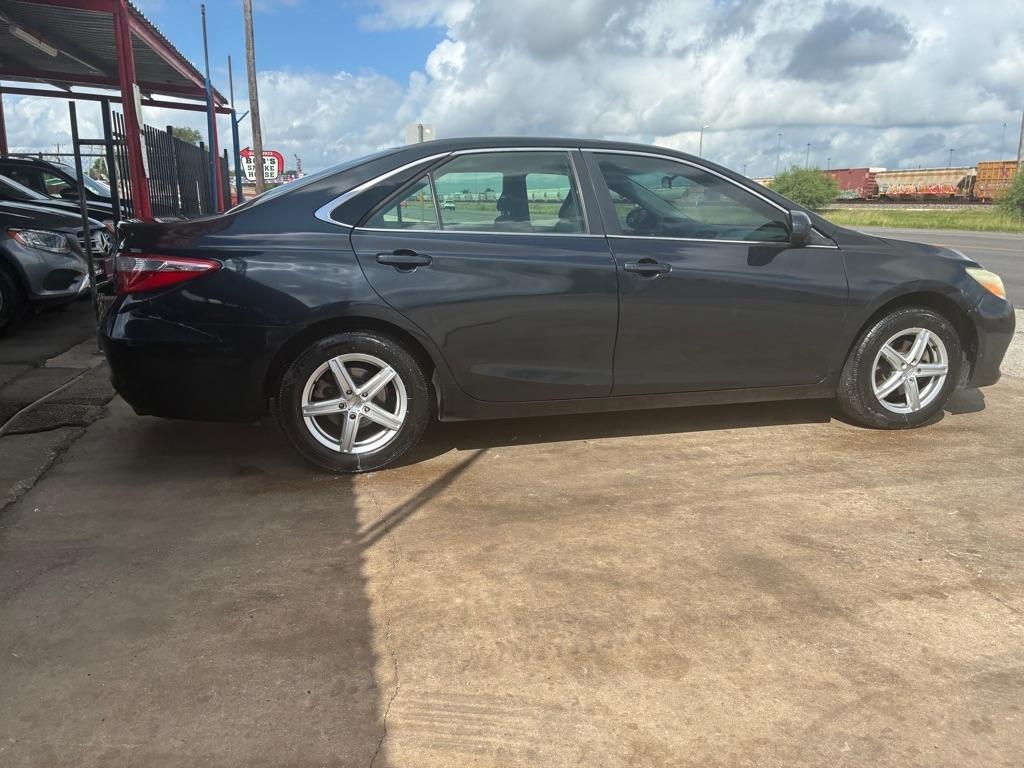 Toyota Camry LE 2015