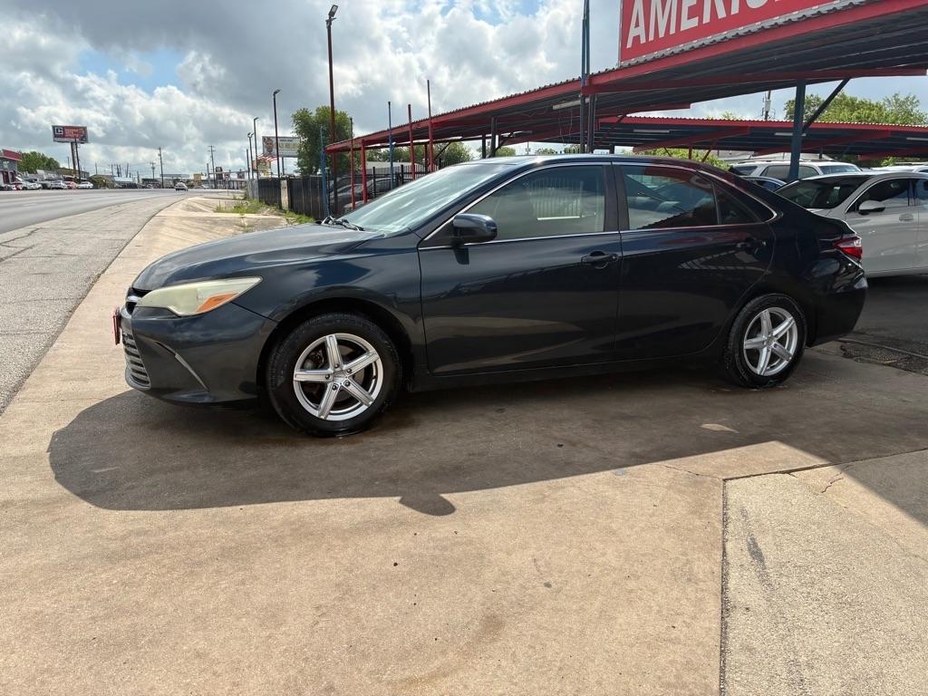 Toyota Camry LE 2015
