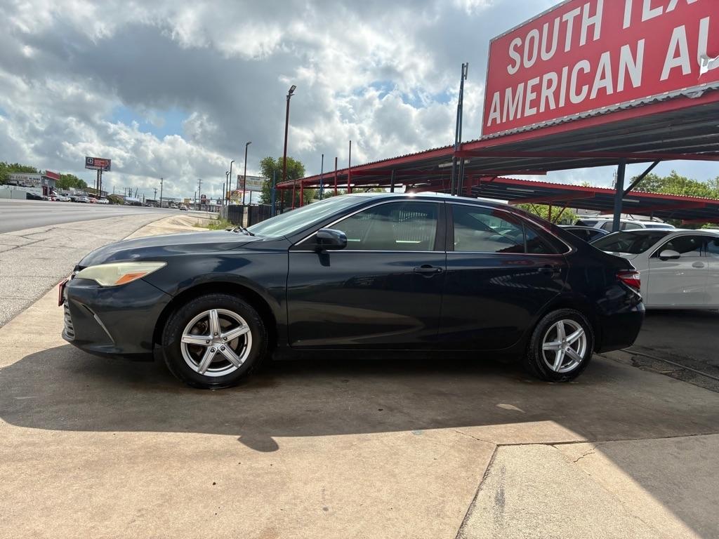 Toyota Camry LE 2015