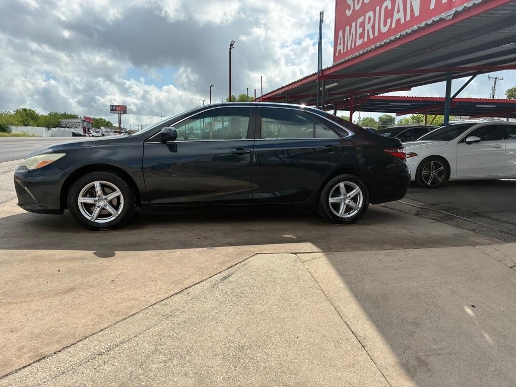 Toyota Camry LE 2015