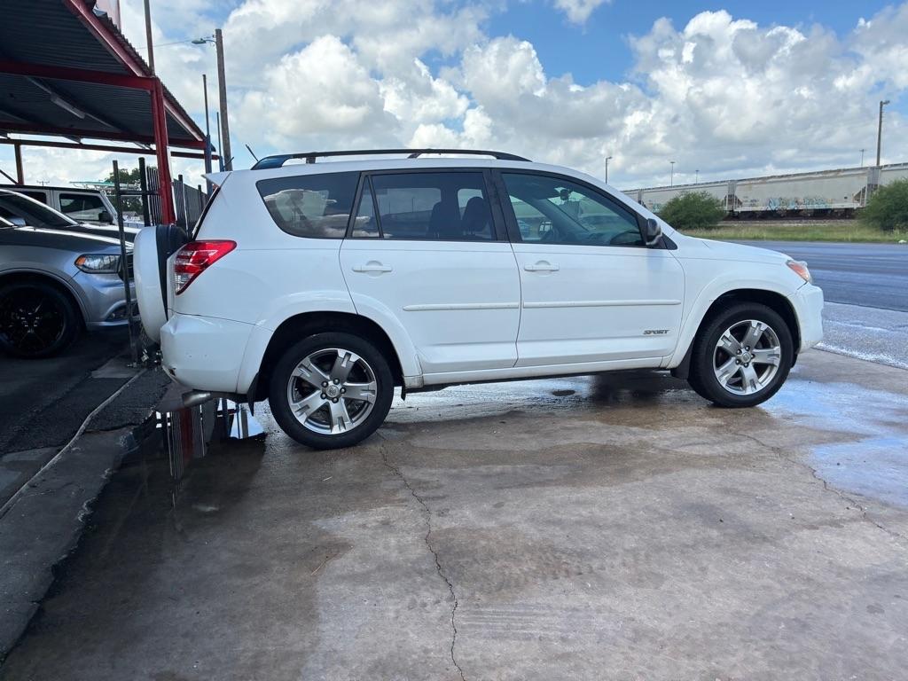 Toyota RAV4 Sport V6 2WD 2009