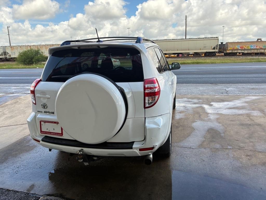 Toyota RAV4 Sport V6 2WD 2009