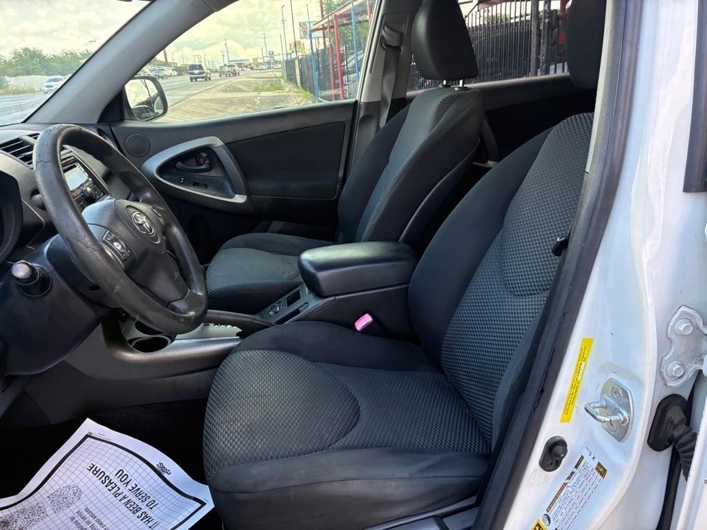 Toyota RAV4 Sport V6 2WD 2009