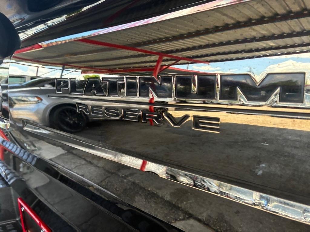 Nissan Titan XD SL 2WD Diesel 2016