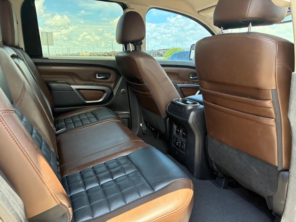Nissan Titan XD SL 2WD Diesel 2016