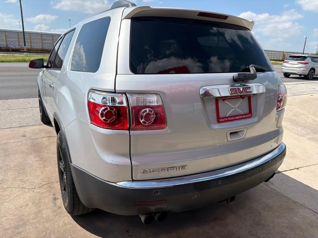 GMC Acadia SLE-2 FWD 2011