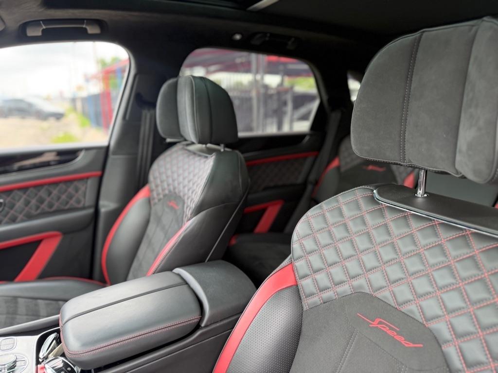 Bentley Bentayga Speed 2021