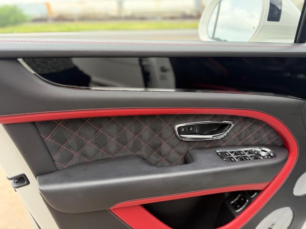 Bentley Bentayga Speed 2021