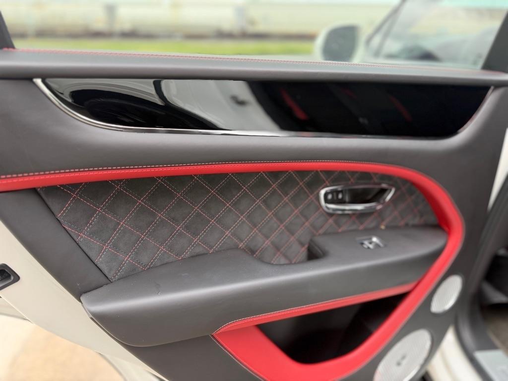 Bentley Bentayga Speed 2021