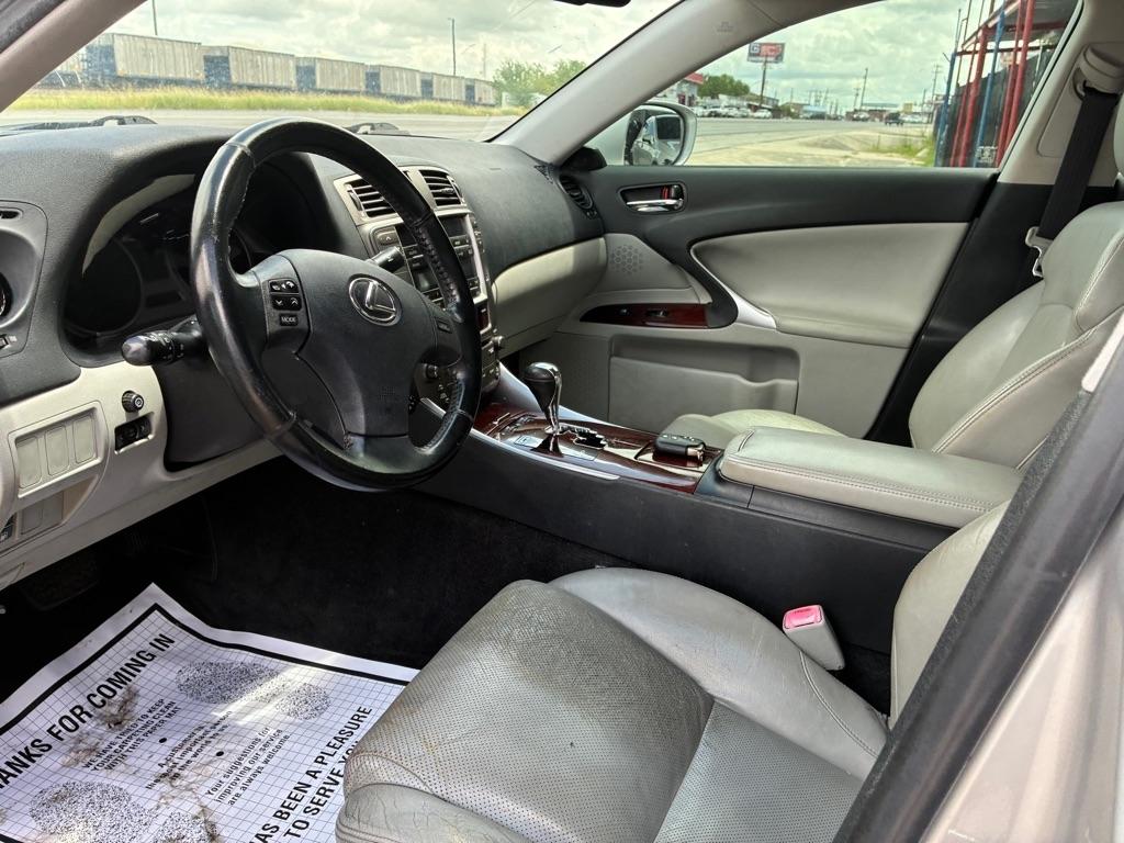 Lexus IS IS 250 6-Speed Manual 2006