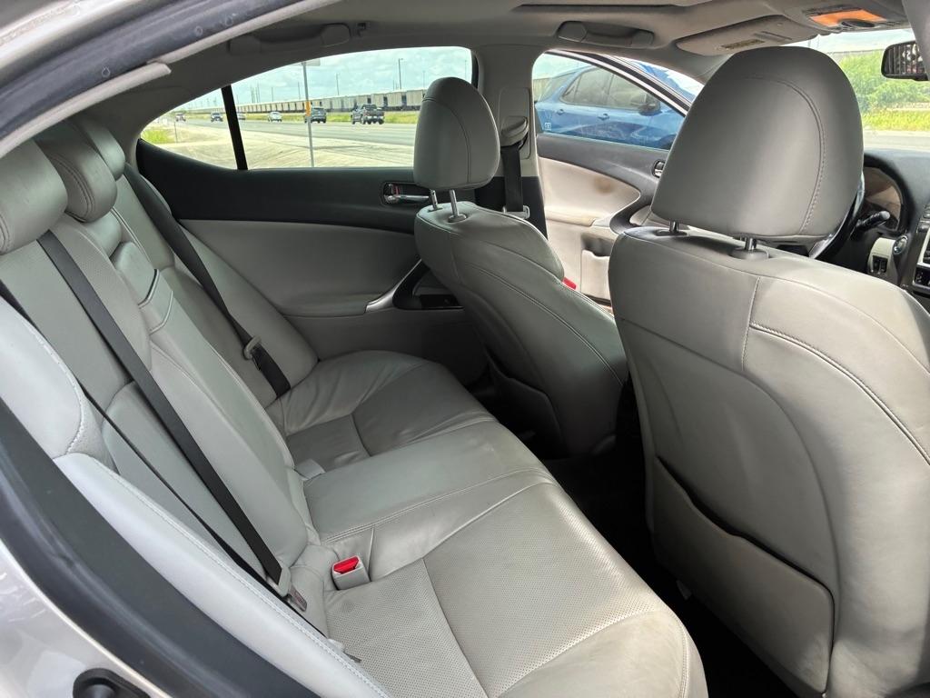 Lexus IS IS 250 6-Speed Manual 2006