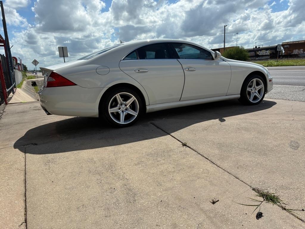 Mercedes-Benz CLS-Class CLS550 4-Door Coupe 2008
