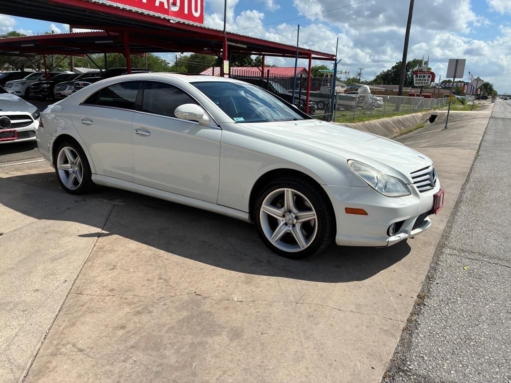 Mercedes-Benz CLS-Class CLS550 4-Door Coupe 2008