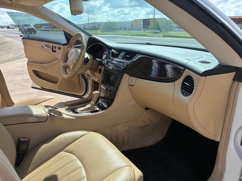Mercedes-Benz CLS-Class CLS550 4-Door Coupe 2008