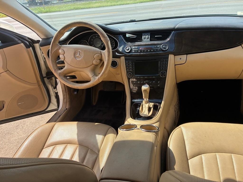 Mercedes-Benz CLS-Class CLS550 4-Door Coupe 2008