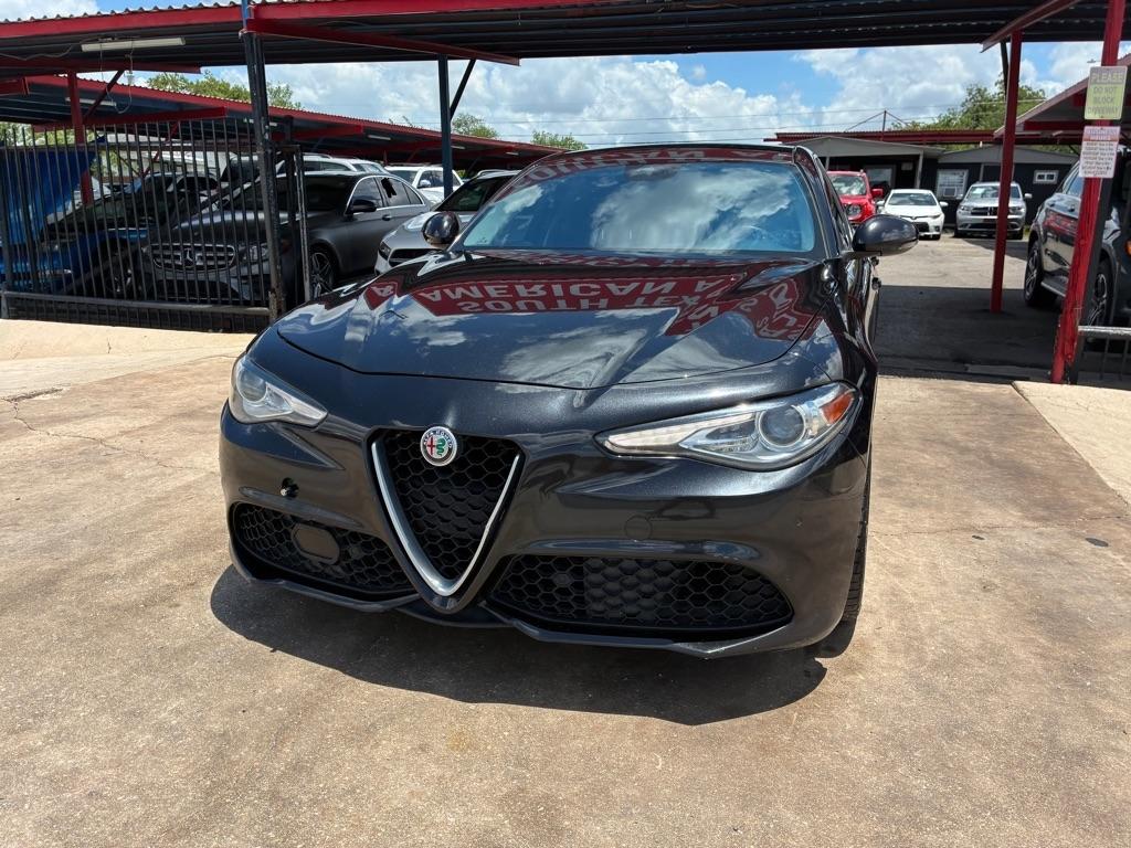 Alfa Romeo Giulia Base 2017
