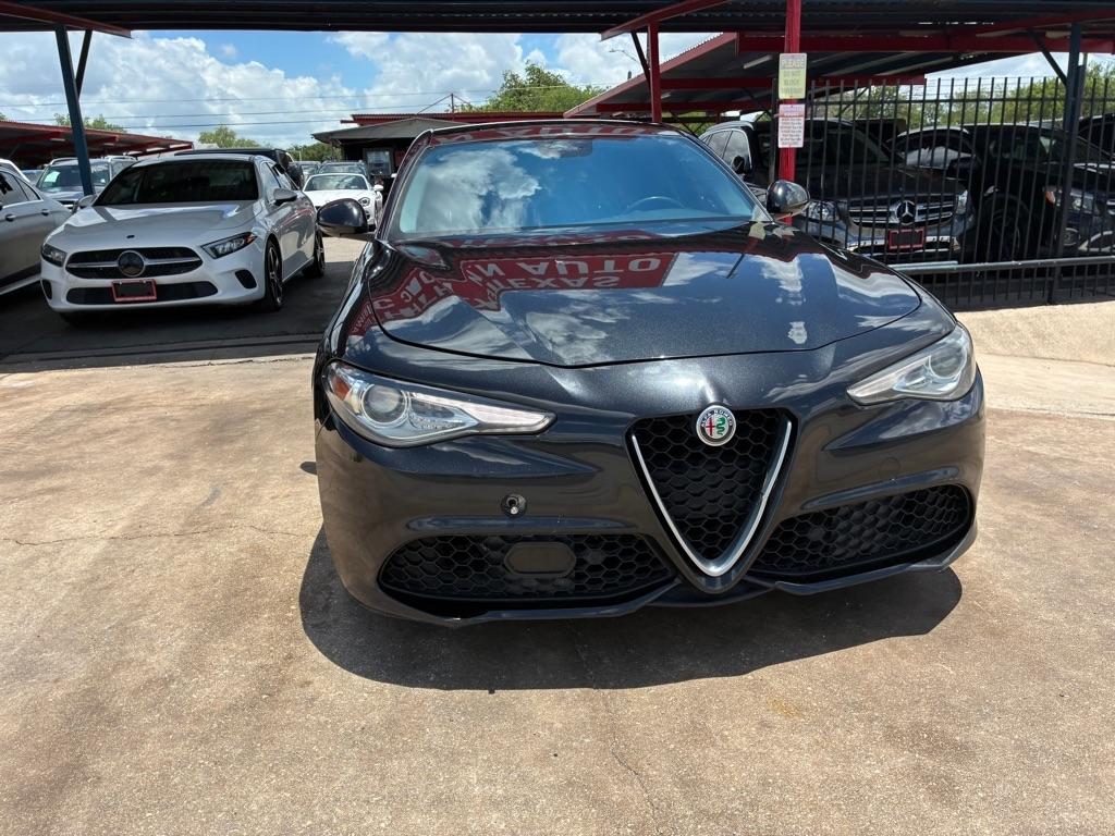 Alfa Romeo Giulia Base 2017