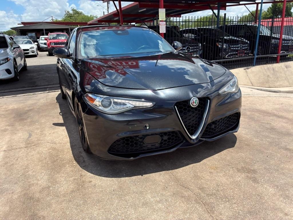 Alfa Romeo Giulia Base 2017