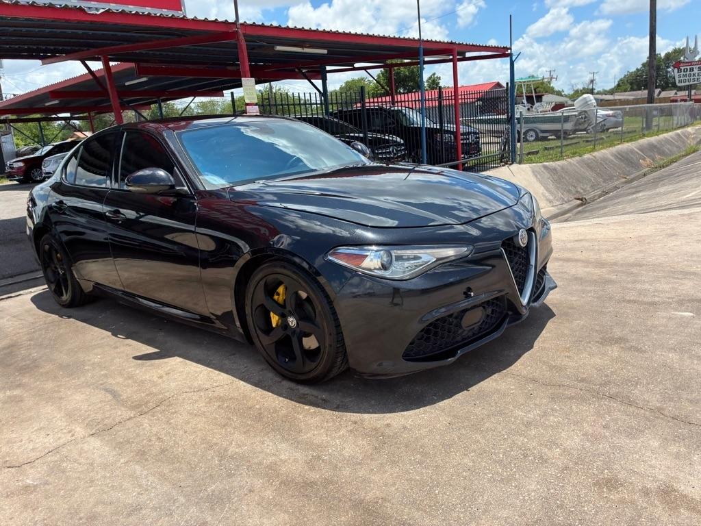 Alfa Romeo Giulia Base 2017