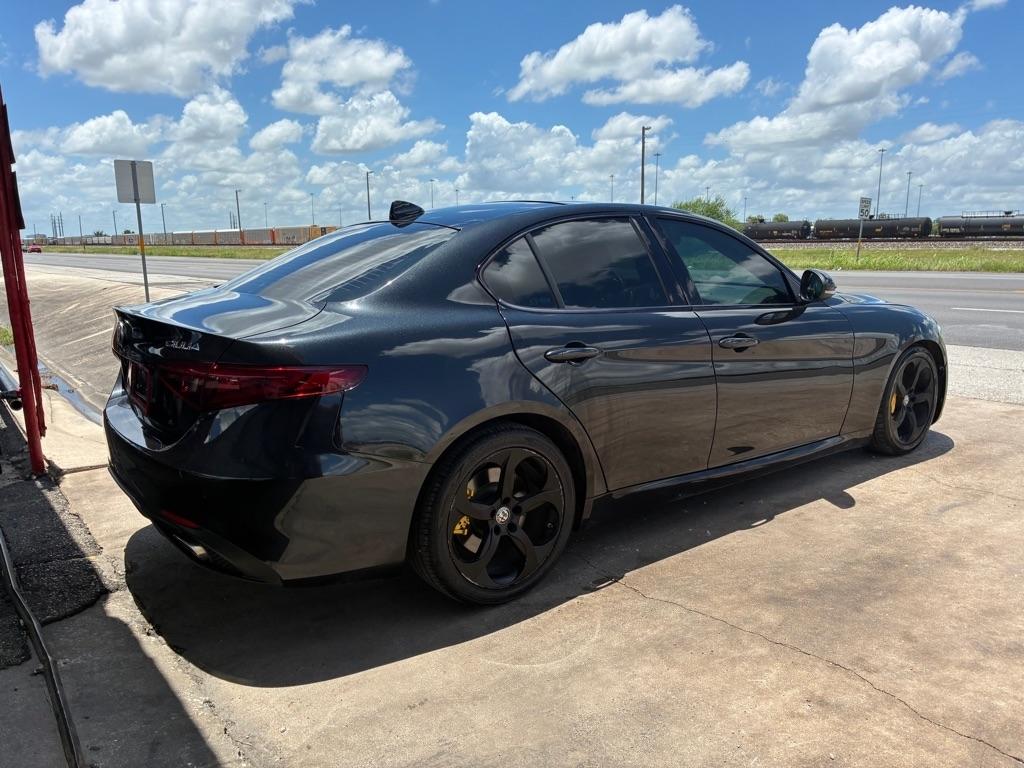 Alfa Romeo Giulia Base 2017
