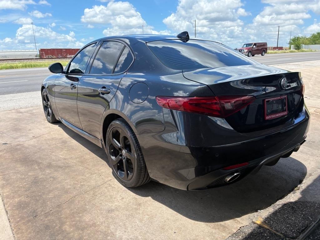 Alfa Romeo Giulia Base 2017