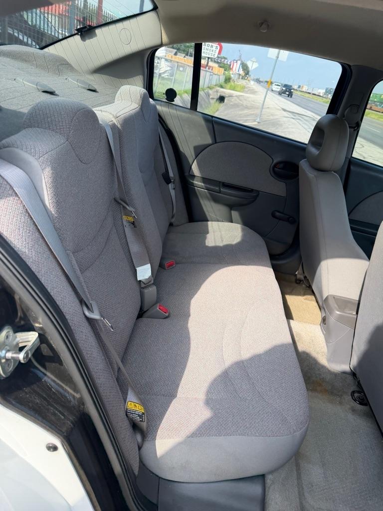 Saturn ION Sedan 1 2003