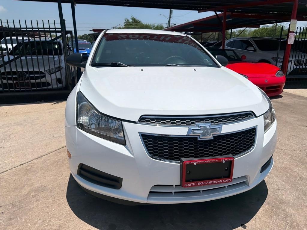 Chevrolet Cruze LS Auto 2014