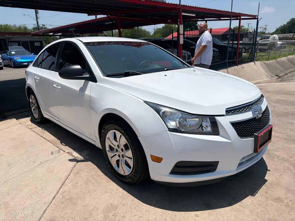 Chevrolet Cruze LS Auto 2014