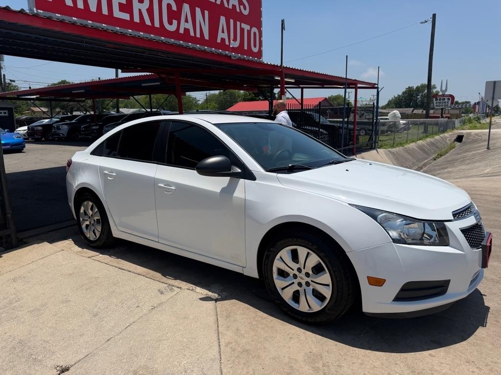Chevrolet Cruze LS Auto 2014
