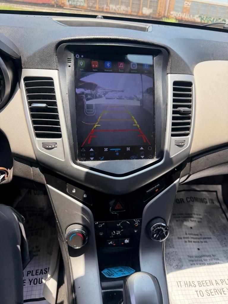 Chevrolet Cruze LS Auto 2014