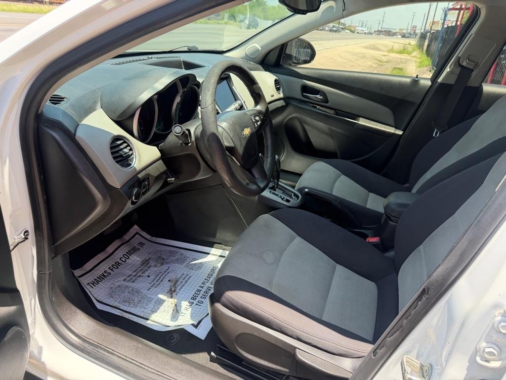 Chevrolet Cruze LS Auto 2014