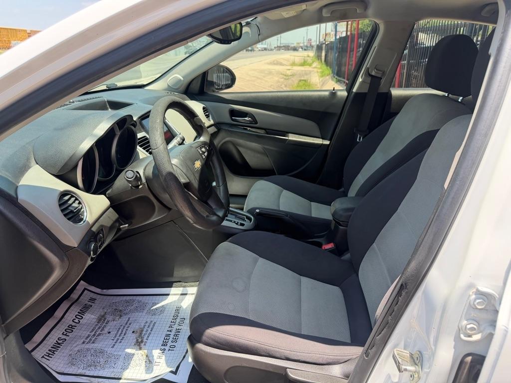 Chevrolet Cruze LS Auto 2014