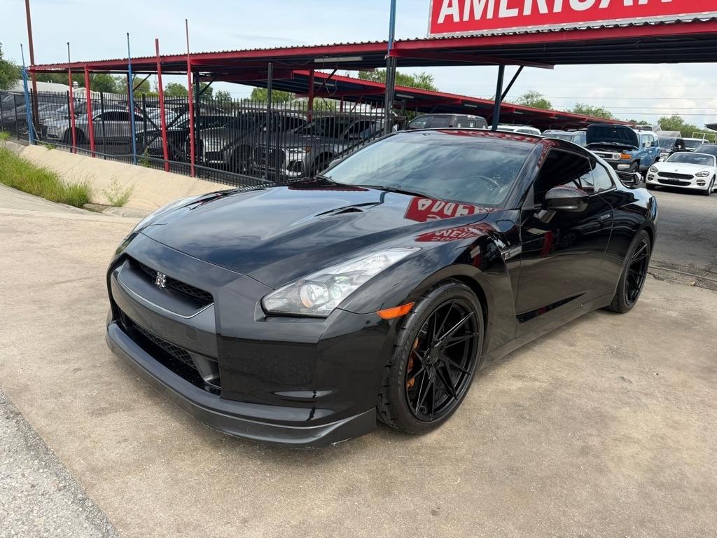 Nissan GT-R Coupe 2010