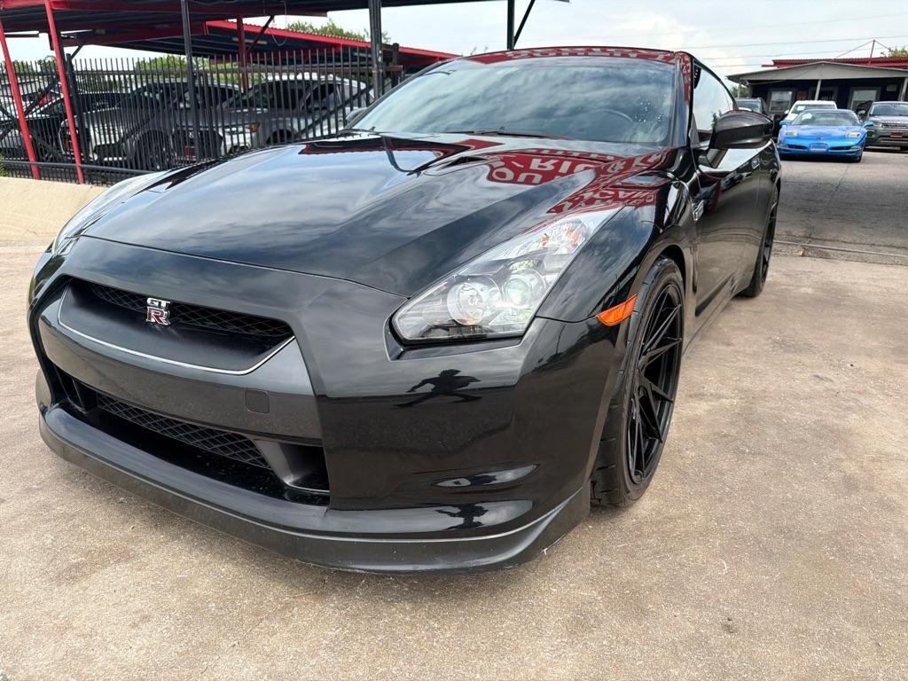 Nissan GT-R Coupe 2010