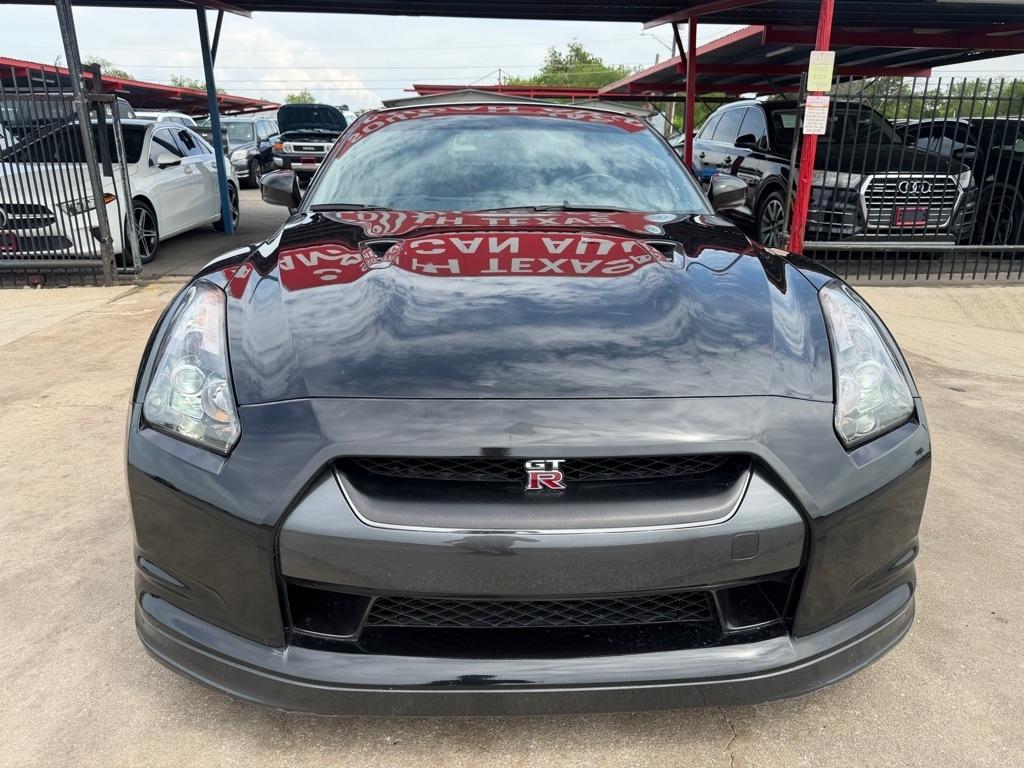 Nissan GT-R Coupe 2010