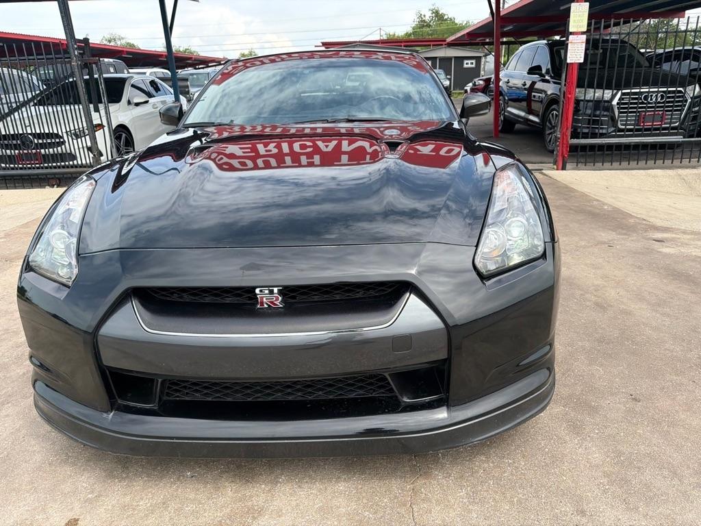 Nissan GT-R Coupe 2010