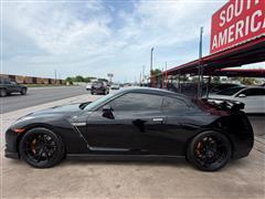 2010 Nissan GT-R 