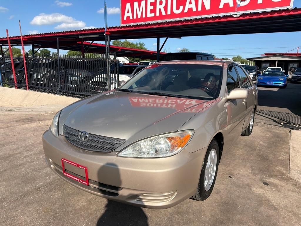 Toyota Camry LE 2004