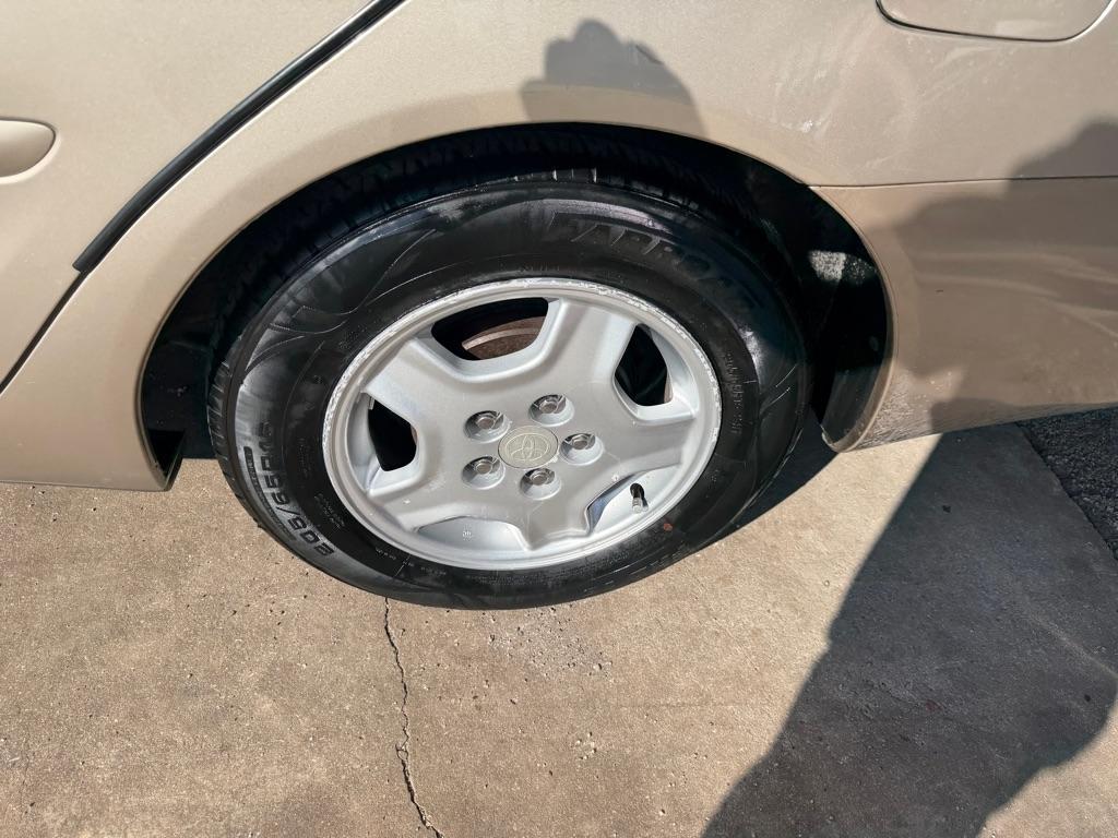 Toyota Camry LE 2004