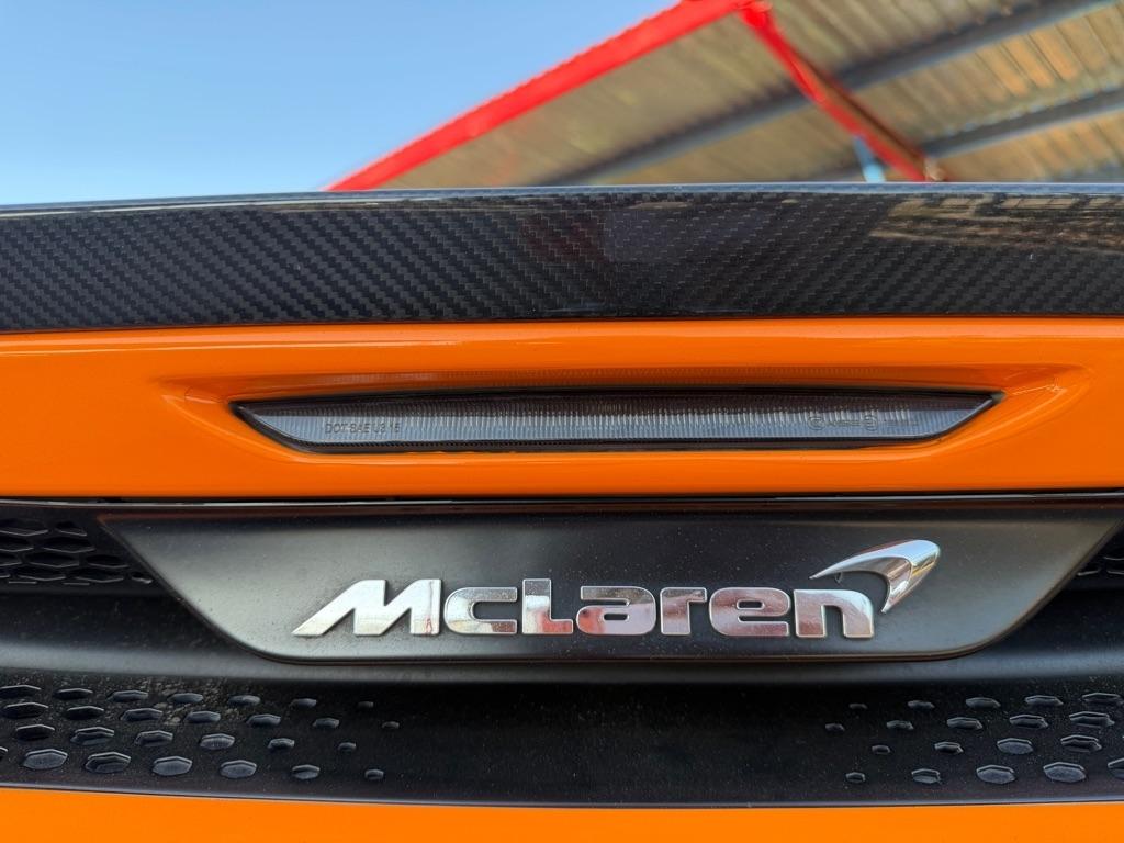 McLaren GT Base 2020