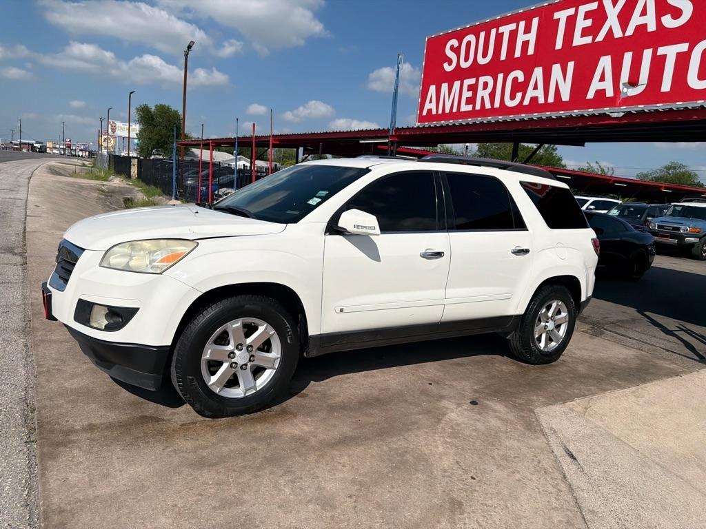 Saturn Outlook XR FWD 2008
