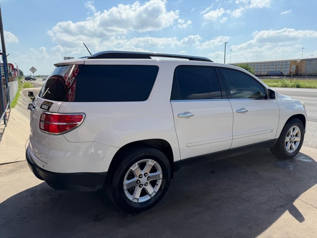 Saturn Outlook XR FWD 2008