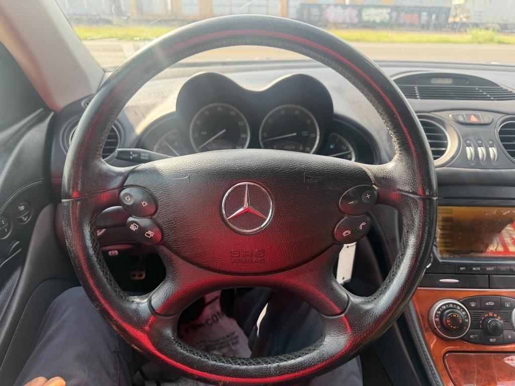 Mercedes-Benz SL-Class SL500 2005