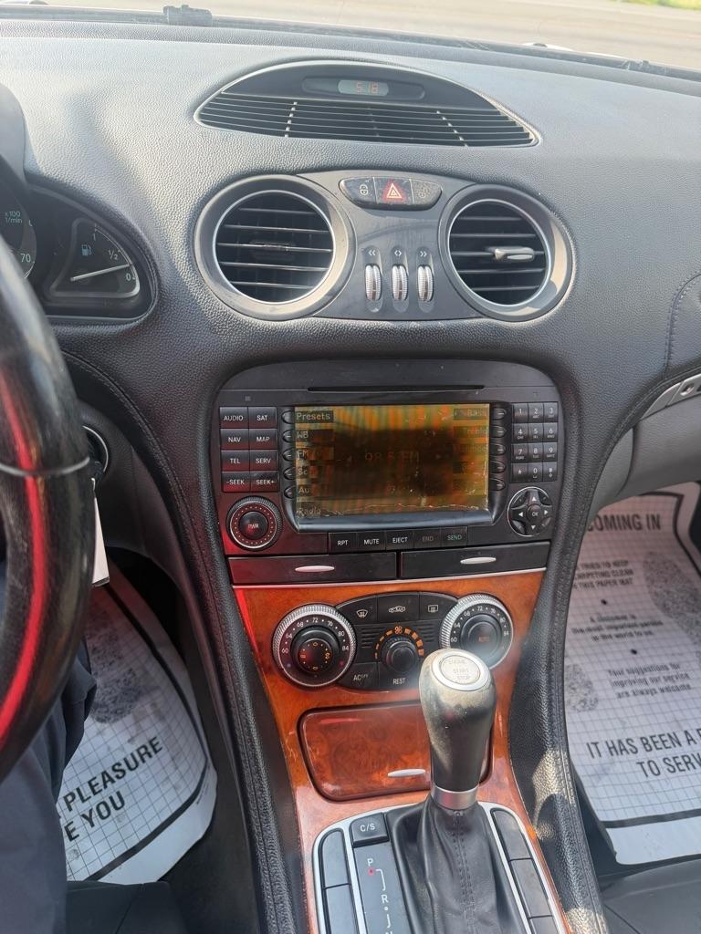 Mercedes-Benz SL-Class SL500 2005