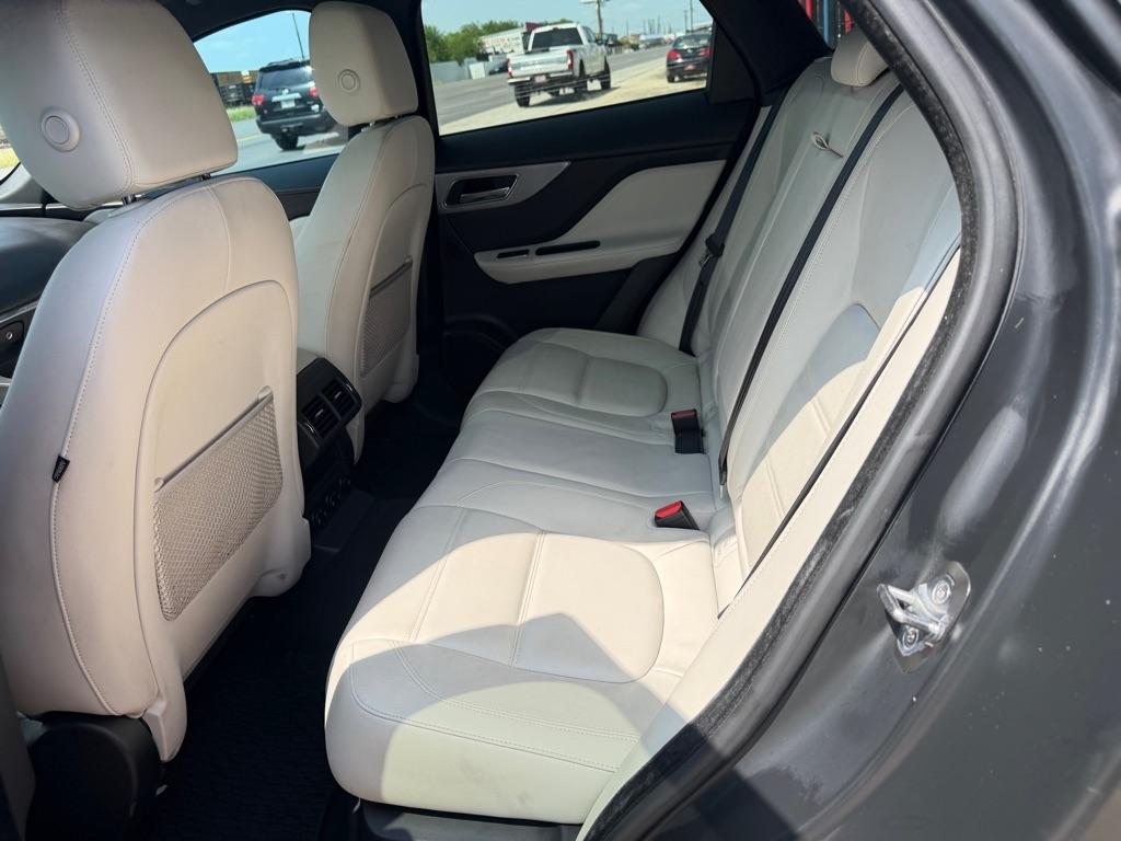 Jaguar F-Pace 35t Prestige 2017