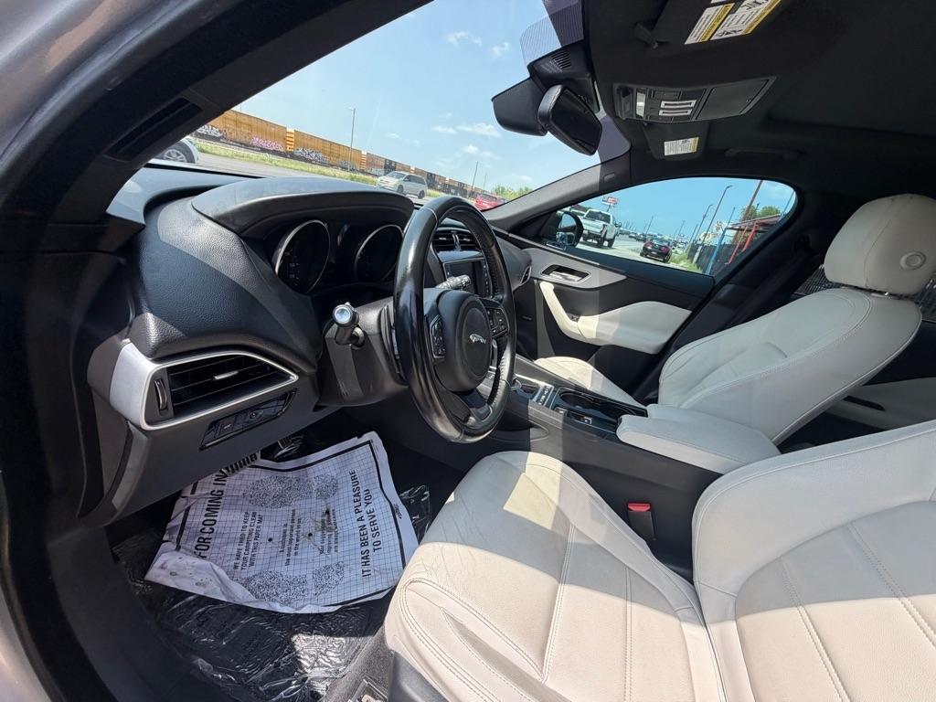 Jaguar F-Pace 35t Prestige 2017