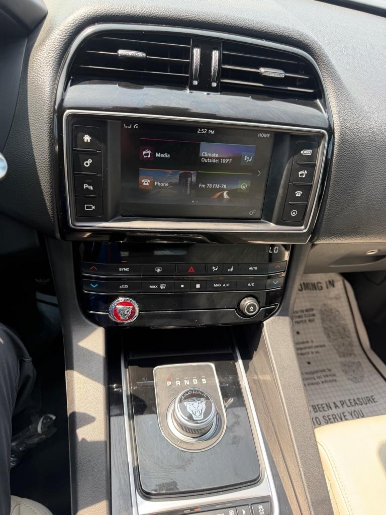 Jaguar F-Pace 35t Prestige 2017