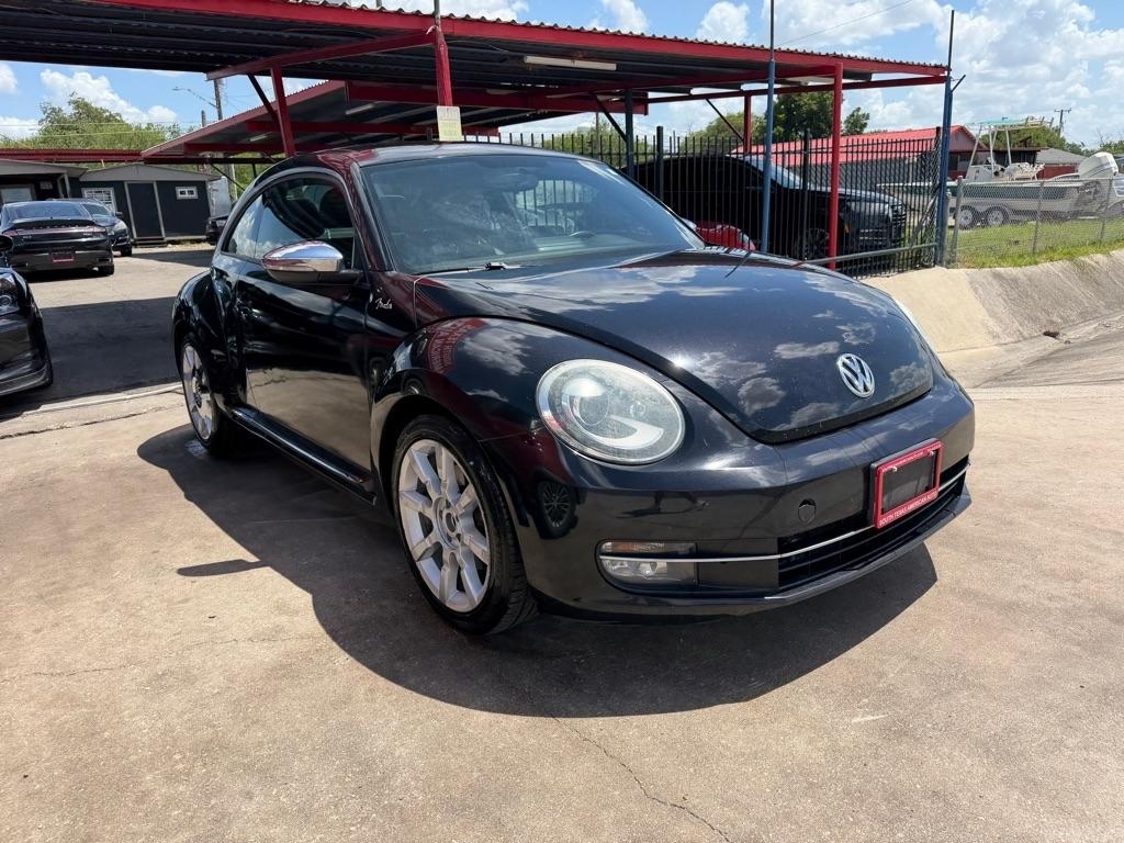 Volkswagen Beetle 2.0T Turbo 2013