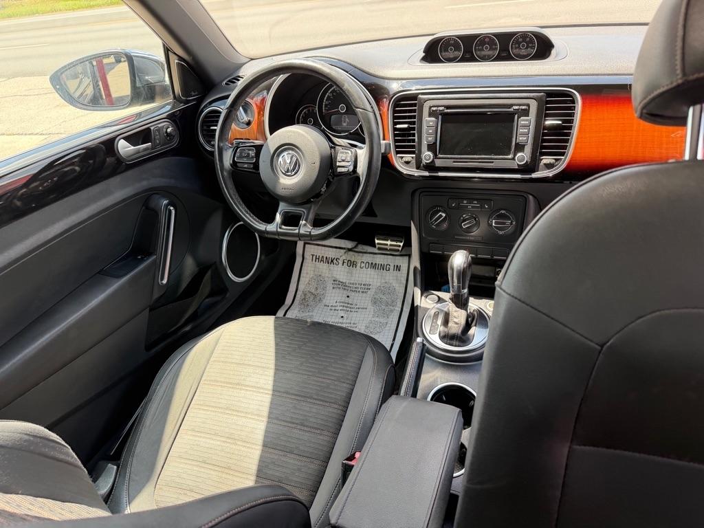 Volkswagen Beetle 2.0T Turbo 2013
