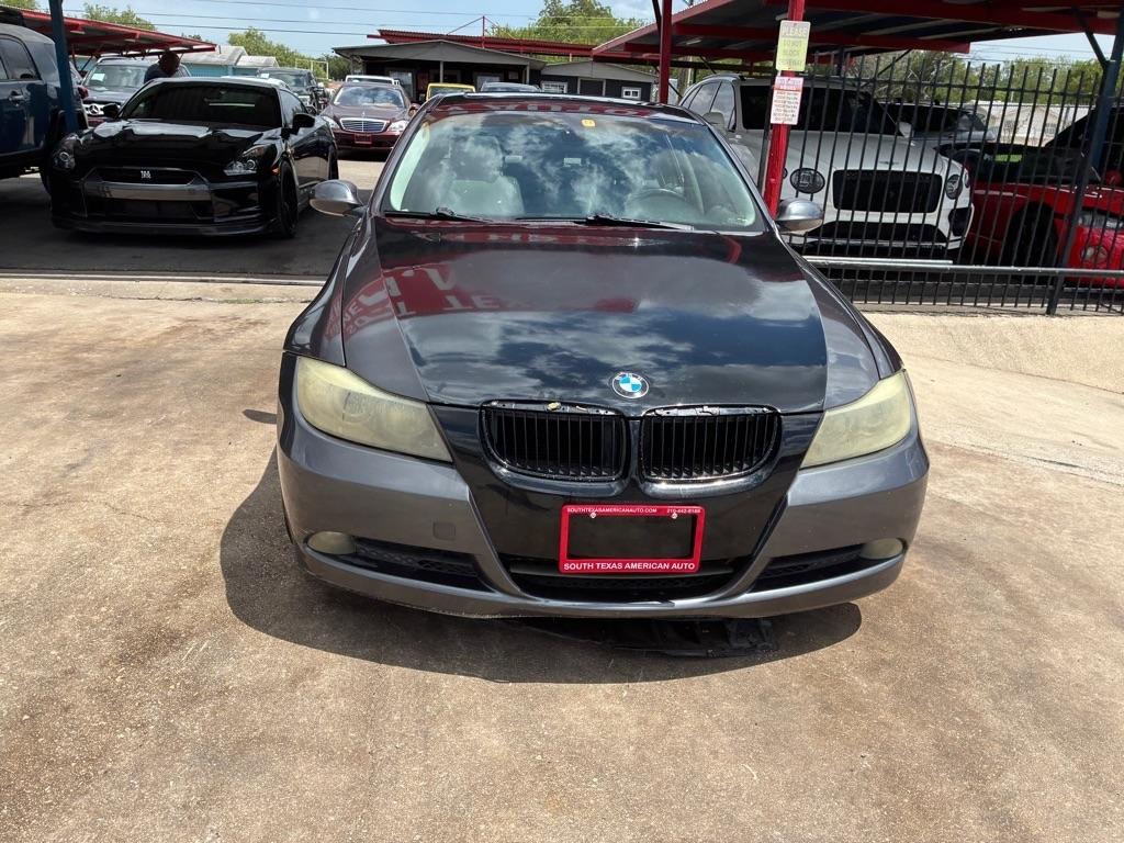 BMW 3-Series 325i Sedan 2006